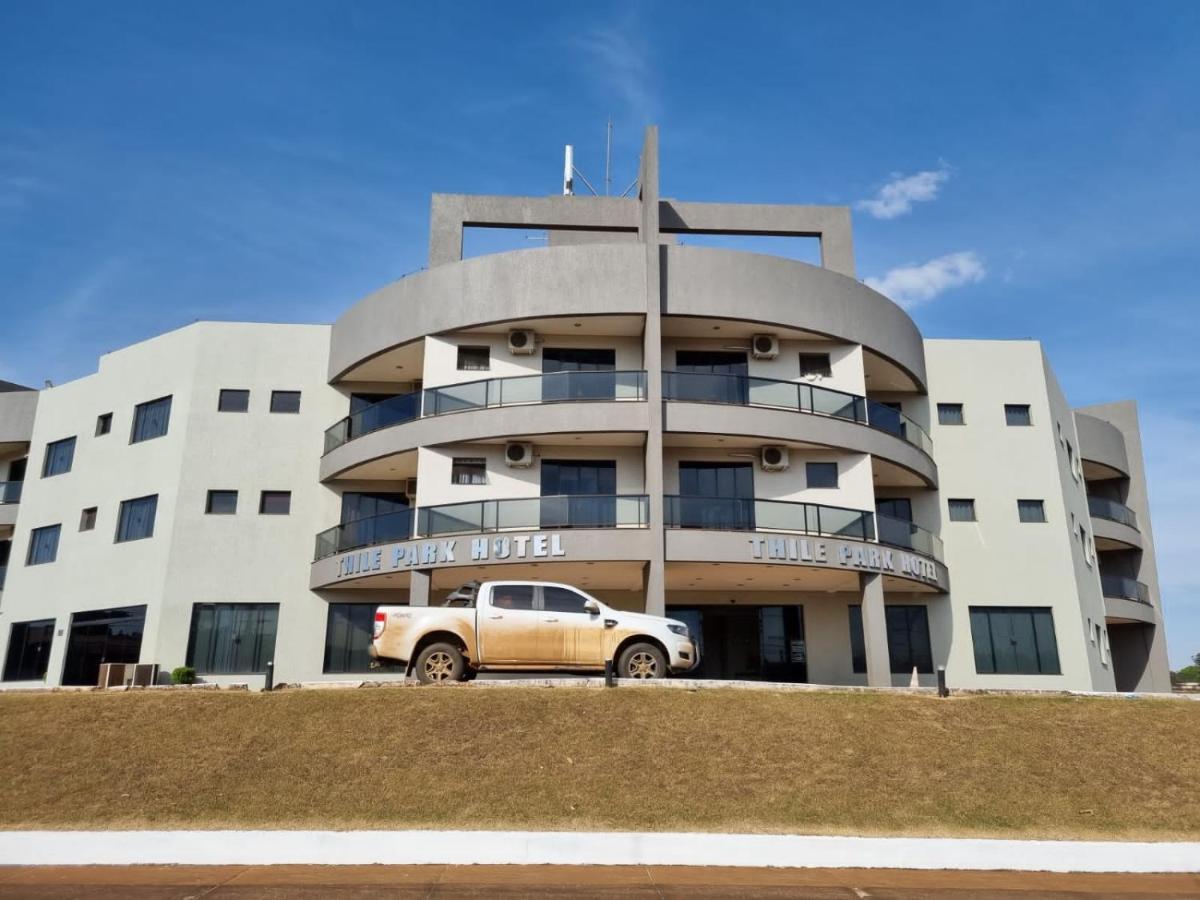 Thile Park Hotel Jataí Екстериор снимка